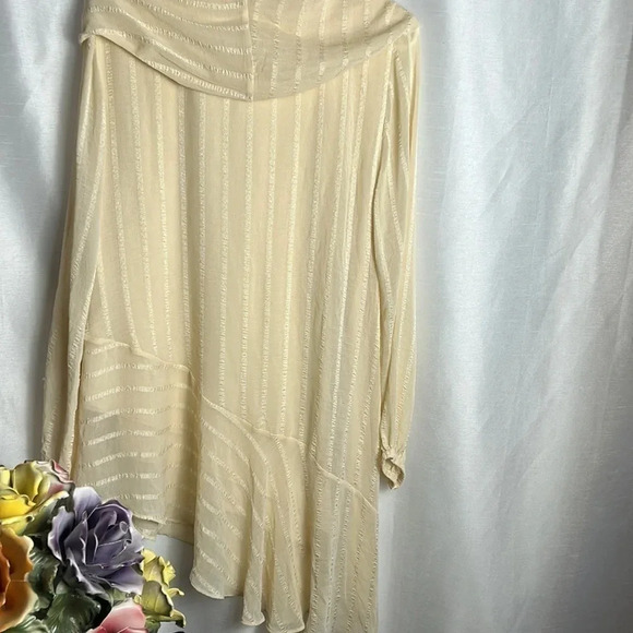 SOFT SURROUNDINGS tunic women L,cream layered silky chiffon ,boho,cottagecore, - Picture 9 of 10